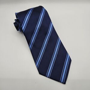 Banana Republic Blue Striped 100% Silk Tie Career Work Wedding L: 59x3.75" READ